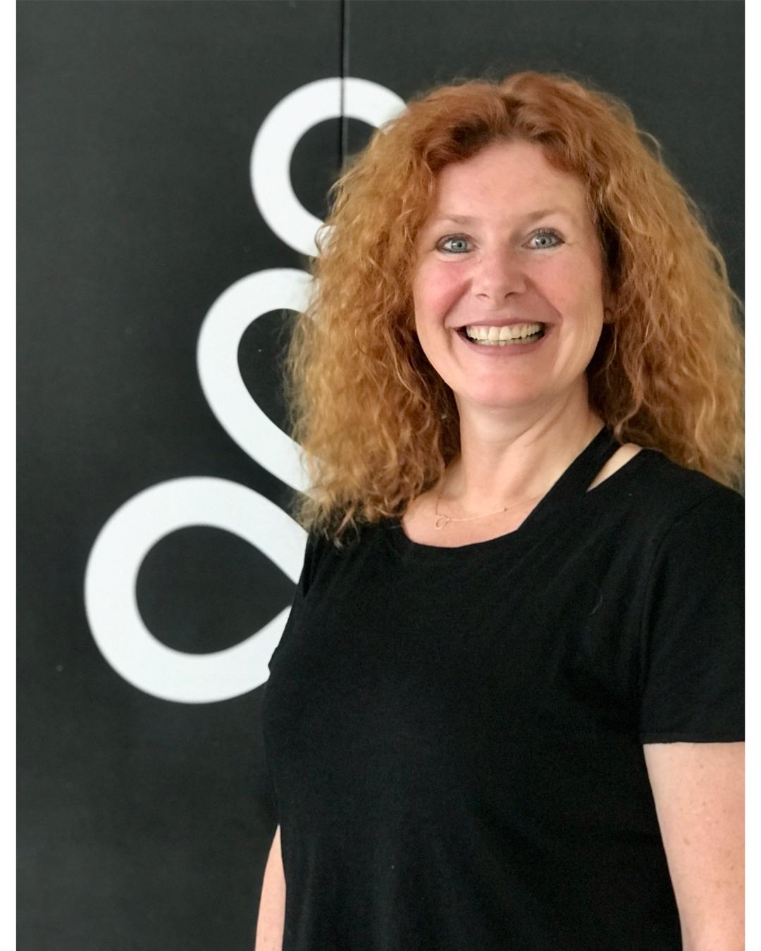 Daniela Schneider, Yogalehrerin und Pilatestrainerin im Studio 1 in Pforzheim Daniela Schneider, Yogalehrerin und Pilatestrainerin im Studio 1 in Pforzheim