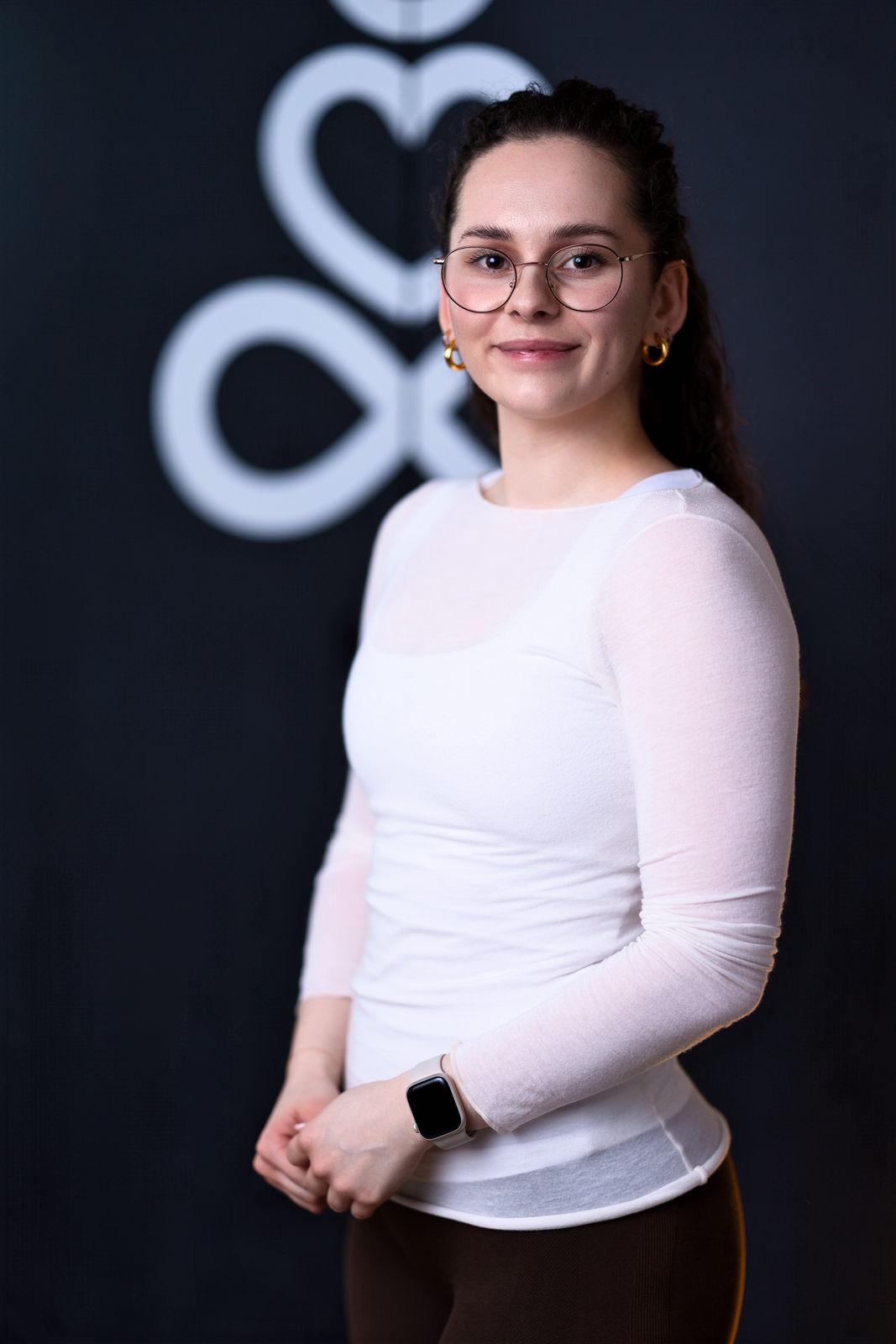 Katharina Ochs, Pilates Trainerin im Studio 1 in Pforzheim