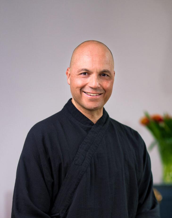 Portrait von Michael Vogt, Qigong Lehrer im Pilates & Yoga Studio 1 in Pforzheim