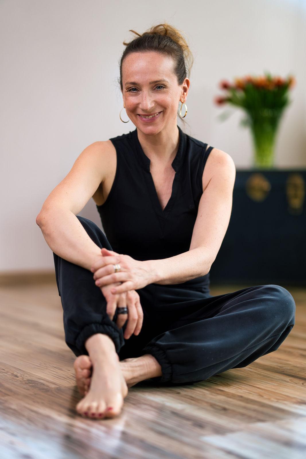 Angela Sauer, Pilates Trainerin, Yogalehrerin, Liebscher & Bracht Schmerzspezialistin